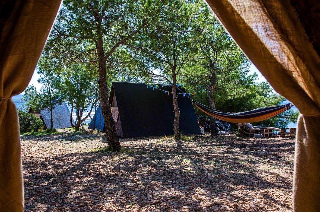 Cast Away - Eco Resort Zavala Dış mekan fotoğraf