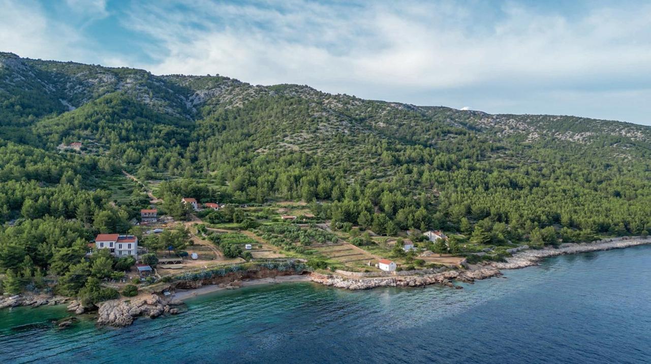 Cast Away - Eco Resort Zavala Dış mekan fotoğraf