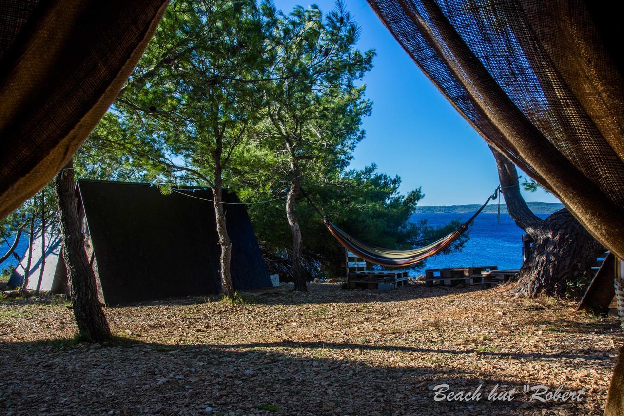 Cast Away - Eco Resort Zavala Dış mekan fotoğraf