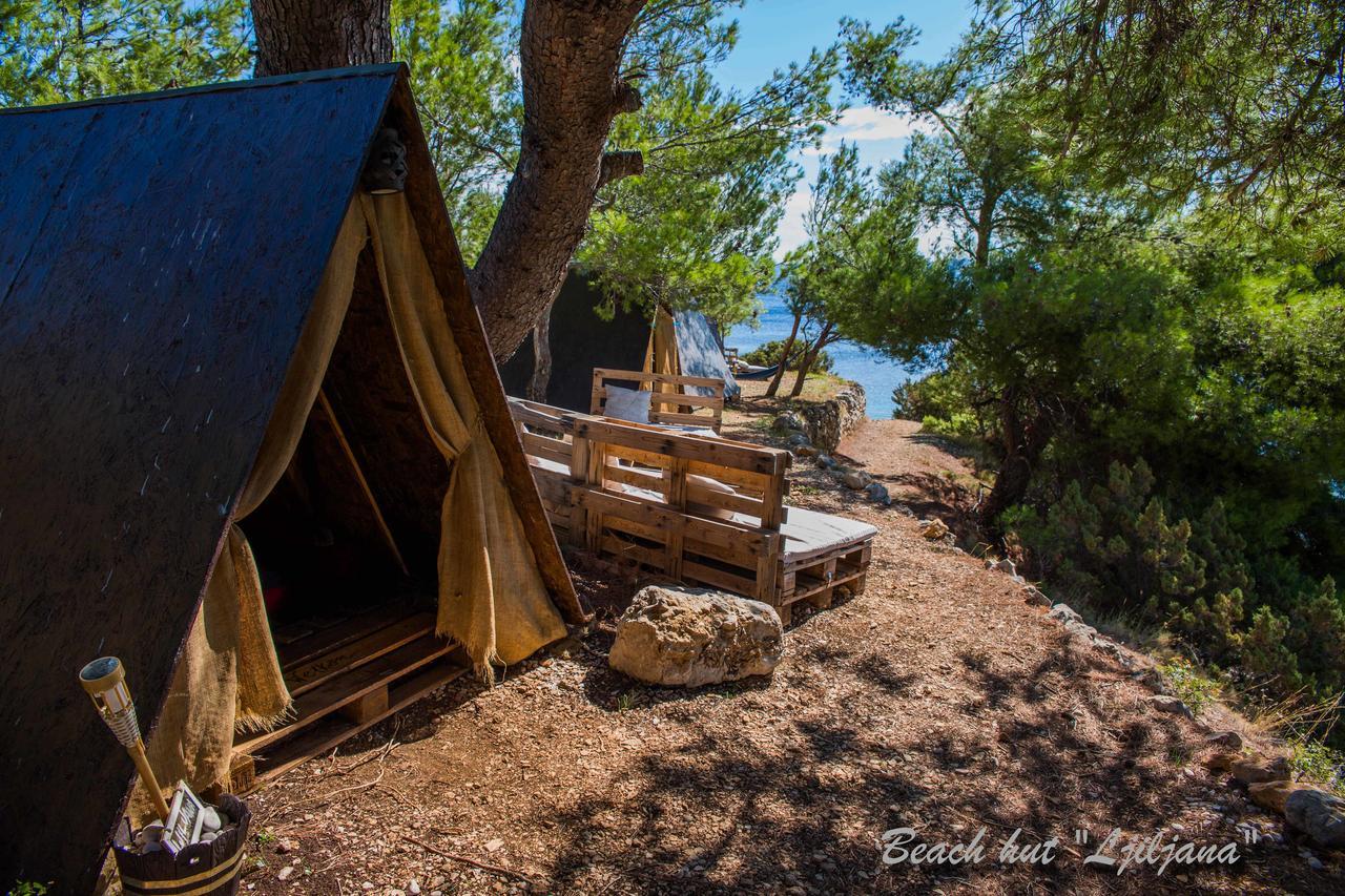 Cast Away - Eco Resort Zavala Dış mekan fotoğraf