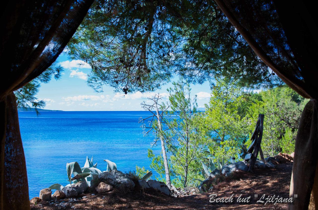 Cast Away - Eco Resort Zavala Dış mekan fotoğraf