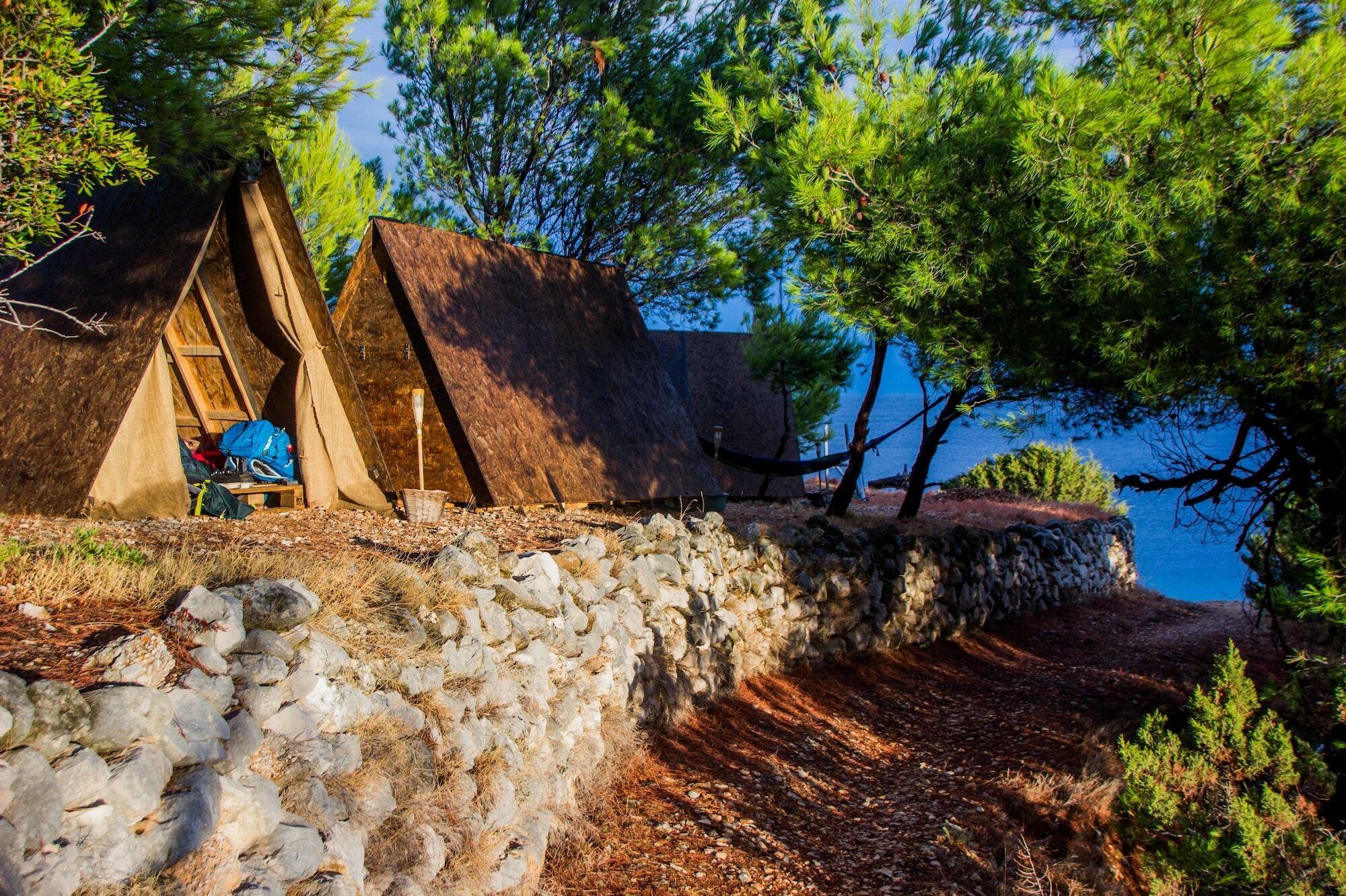 Cast Away - Eco Resort Zavala Dış mekan fotoğraf